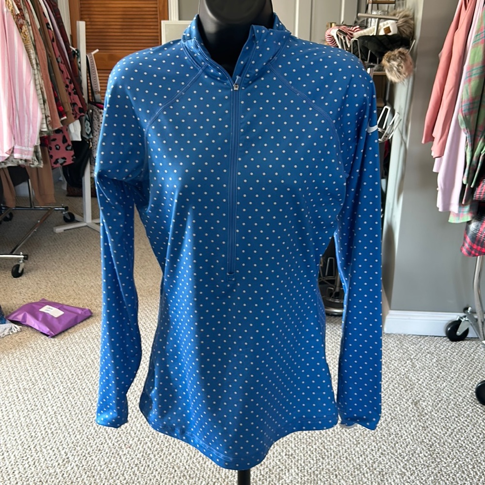 Sz M Nike Pro dri-fit blue polka dot running half zip. Fitted and cute.